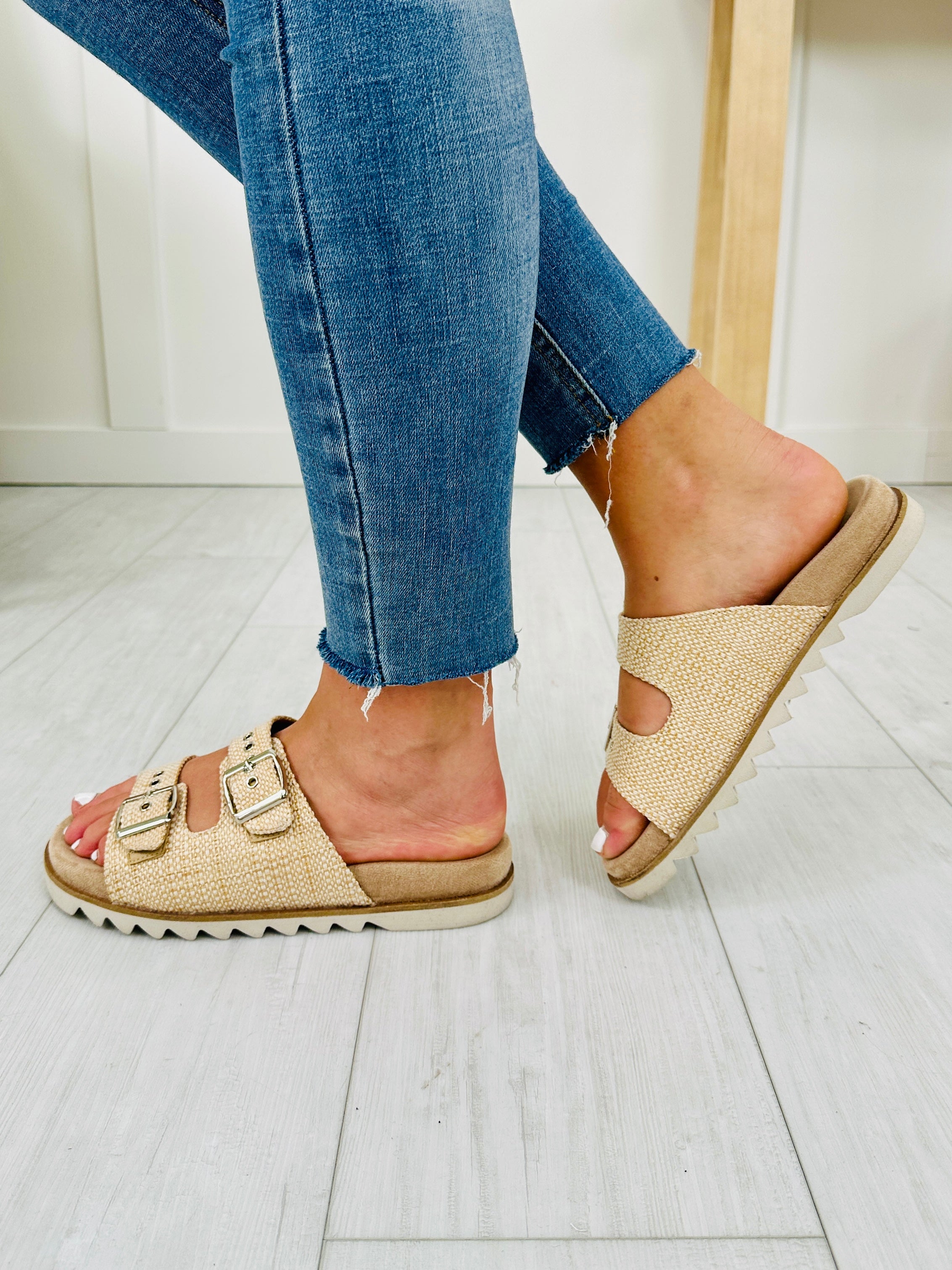 Coastal Buckle Sandals In Raffia