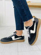 The Jetset Sneakers in Black