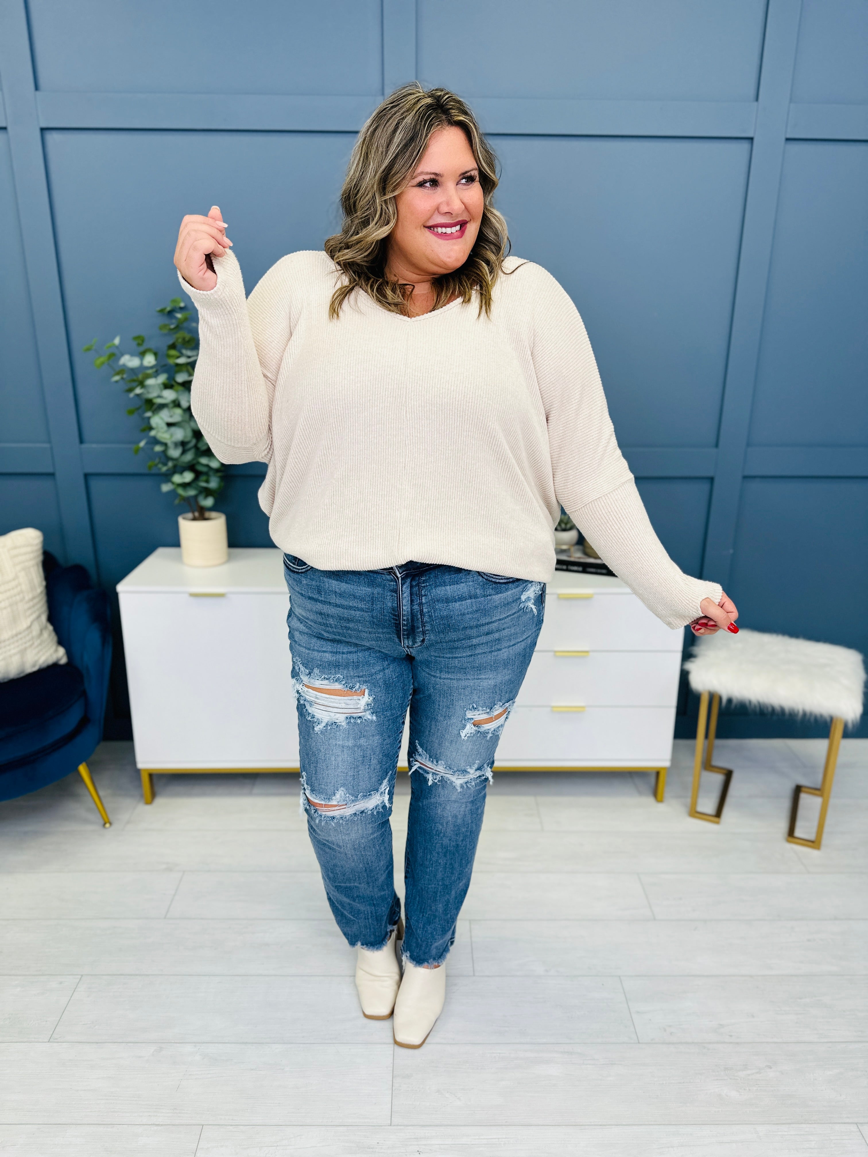 Judy Blue REG/CURVY Get Something Straight Mid Rise Jeans