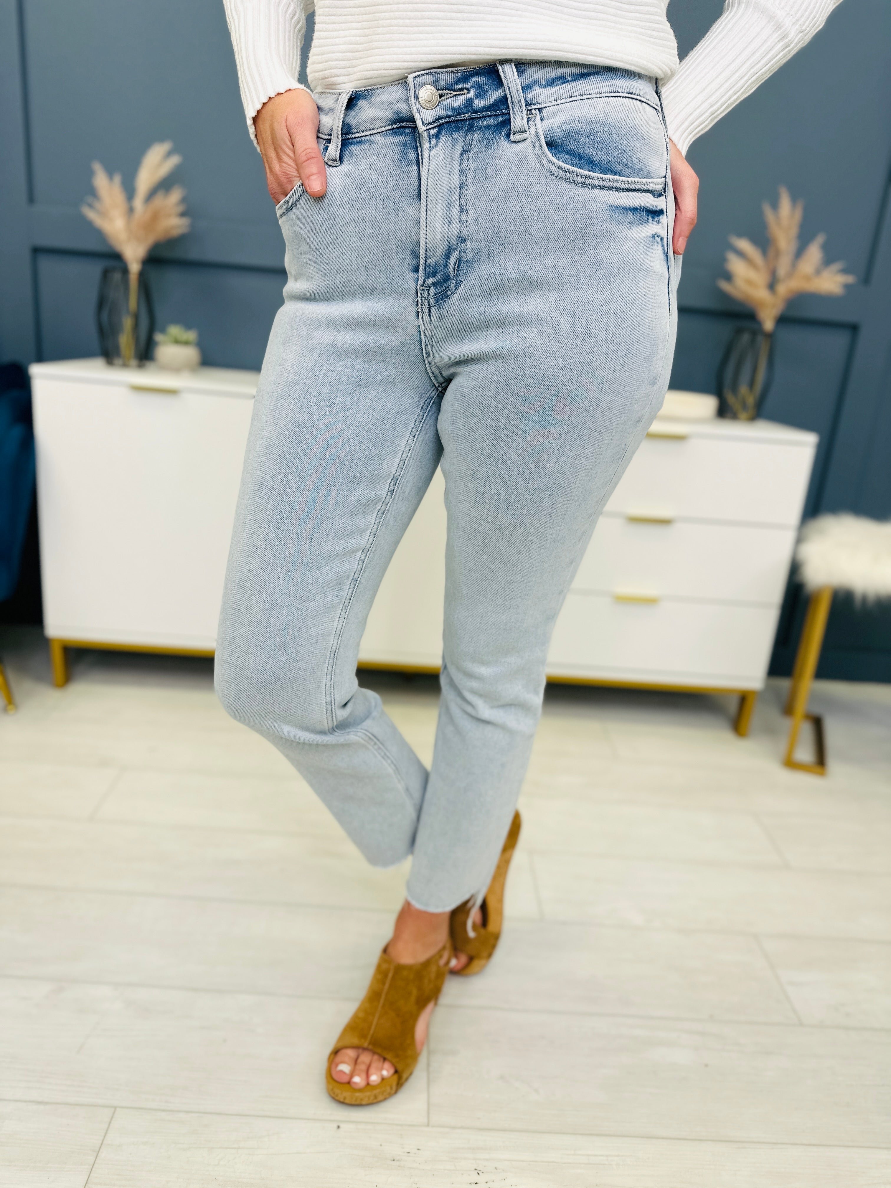 Lovervet REG/CURVY Slim Chance Slim Straight Leg Jeans