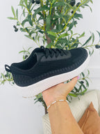 Tread The Line Sneakers in Black/White