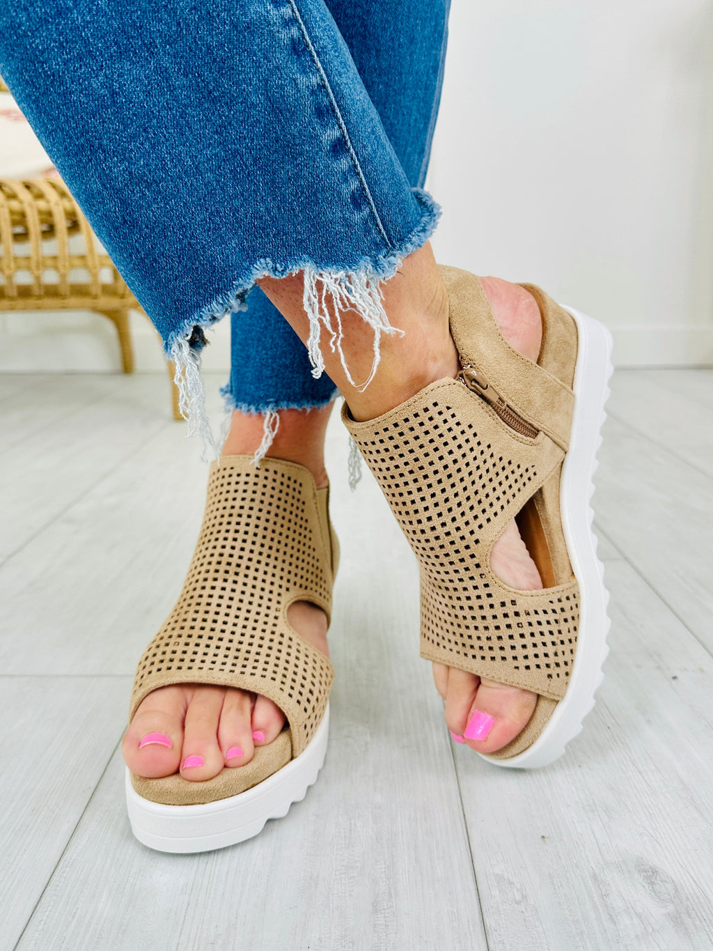 Sculpted Steps Sandals