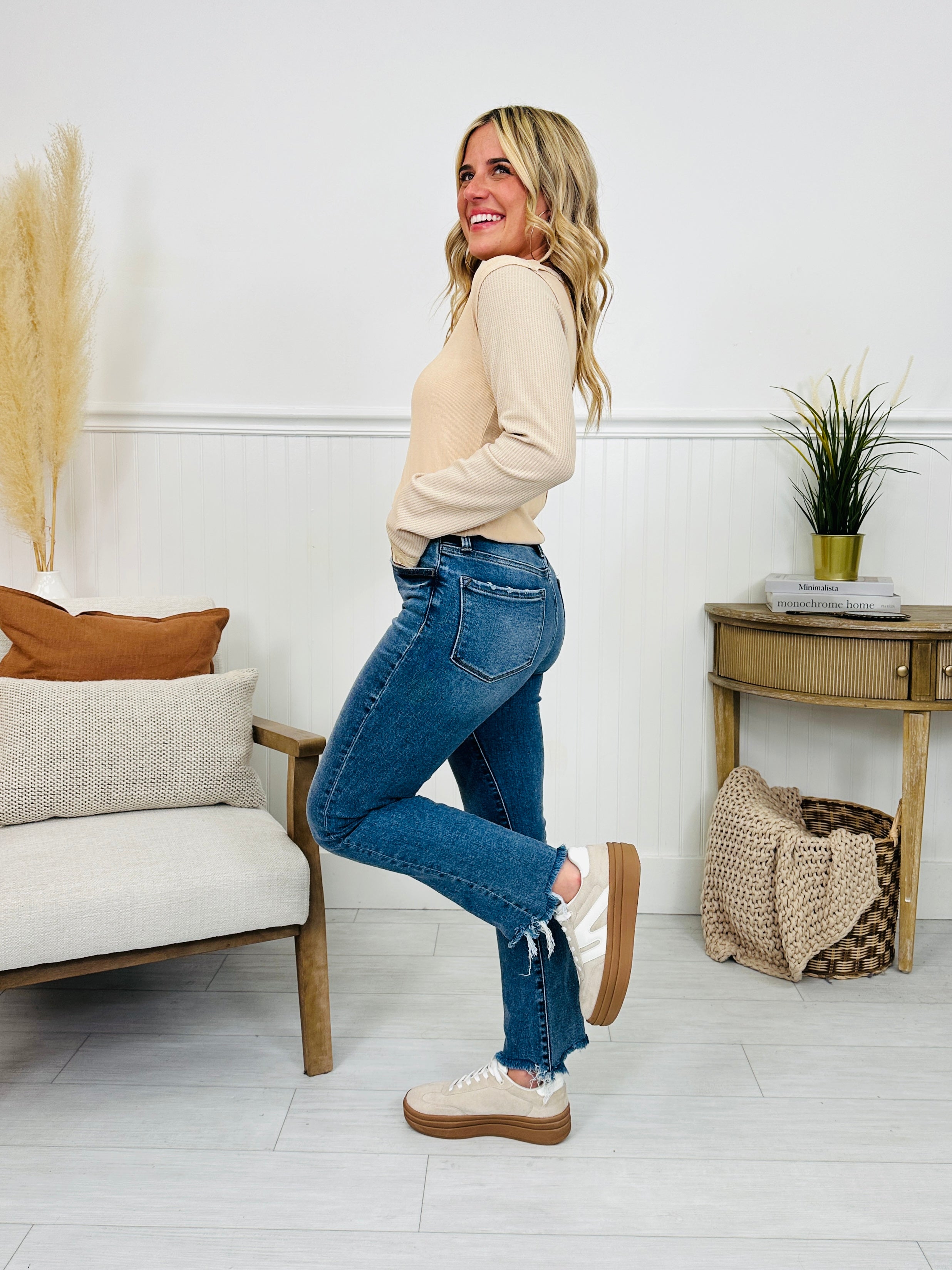 Come Out On Top Cropped Jeans