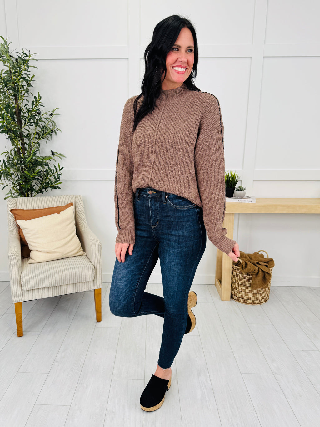 Modern Trace Sweater in Mocha