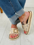 Blossom Buckle Sandals in Natural