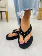 Blooming Comfort Flip Flops in Black