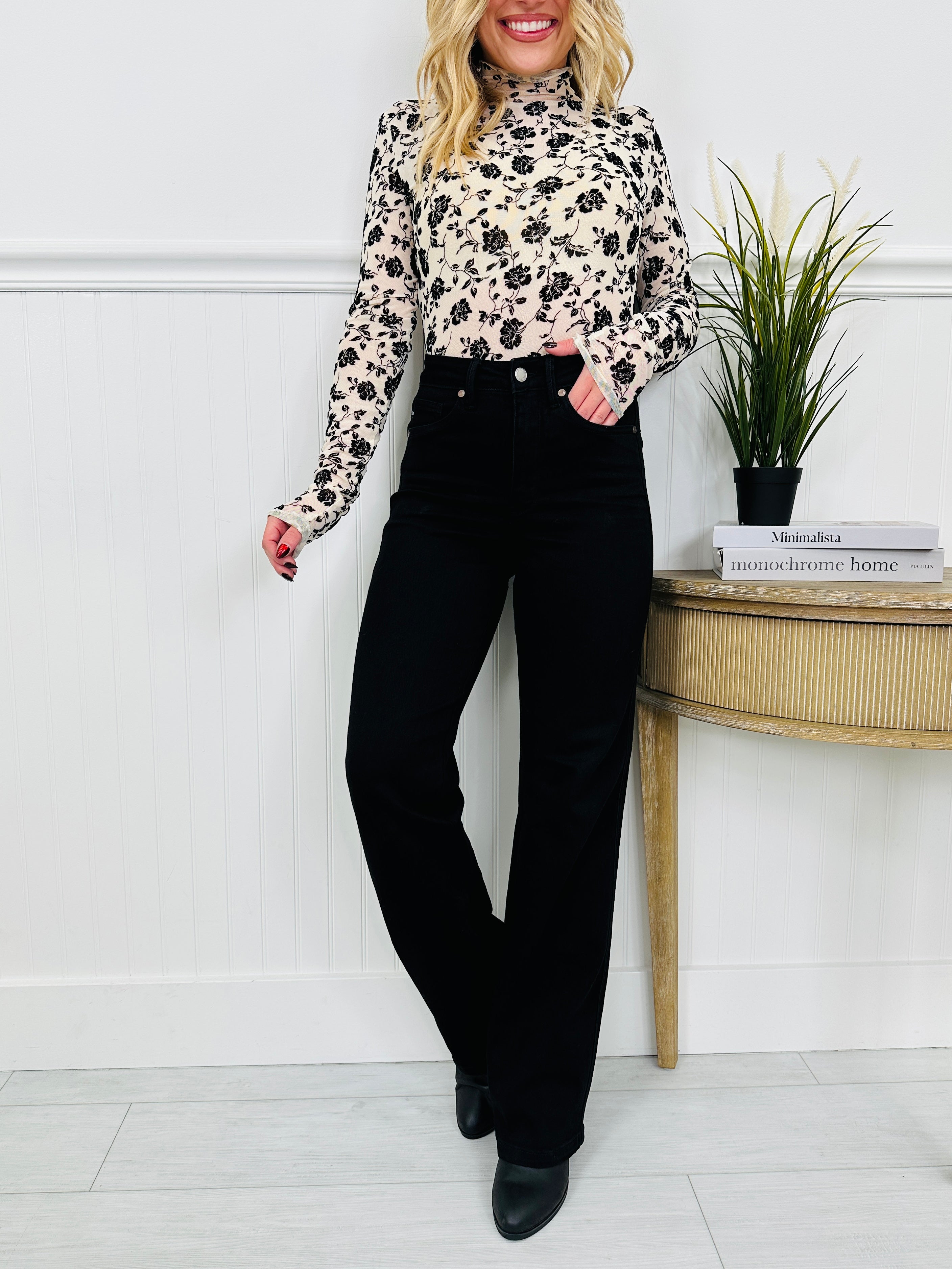 Judy Blue Forever Flattering Tummy Control Straight Leg Black Jeans