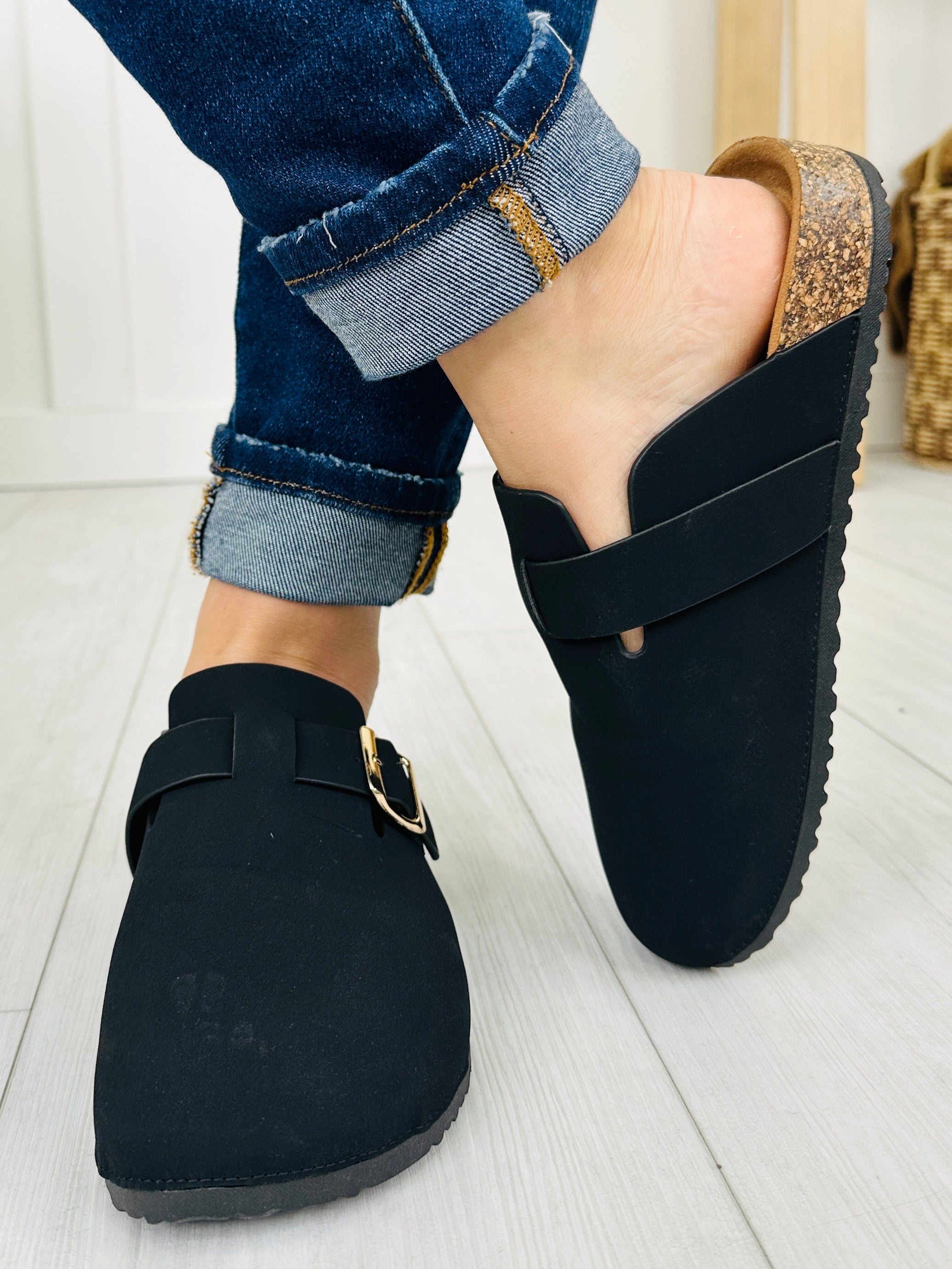 Echo In The Sole Clogs in Black