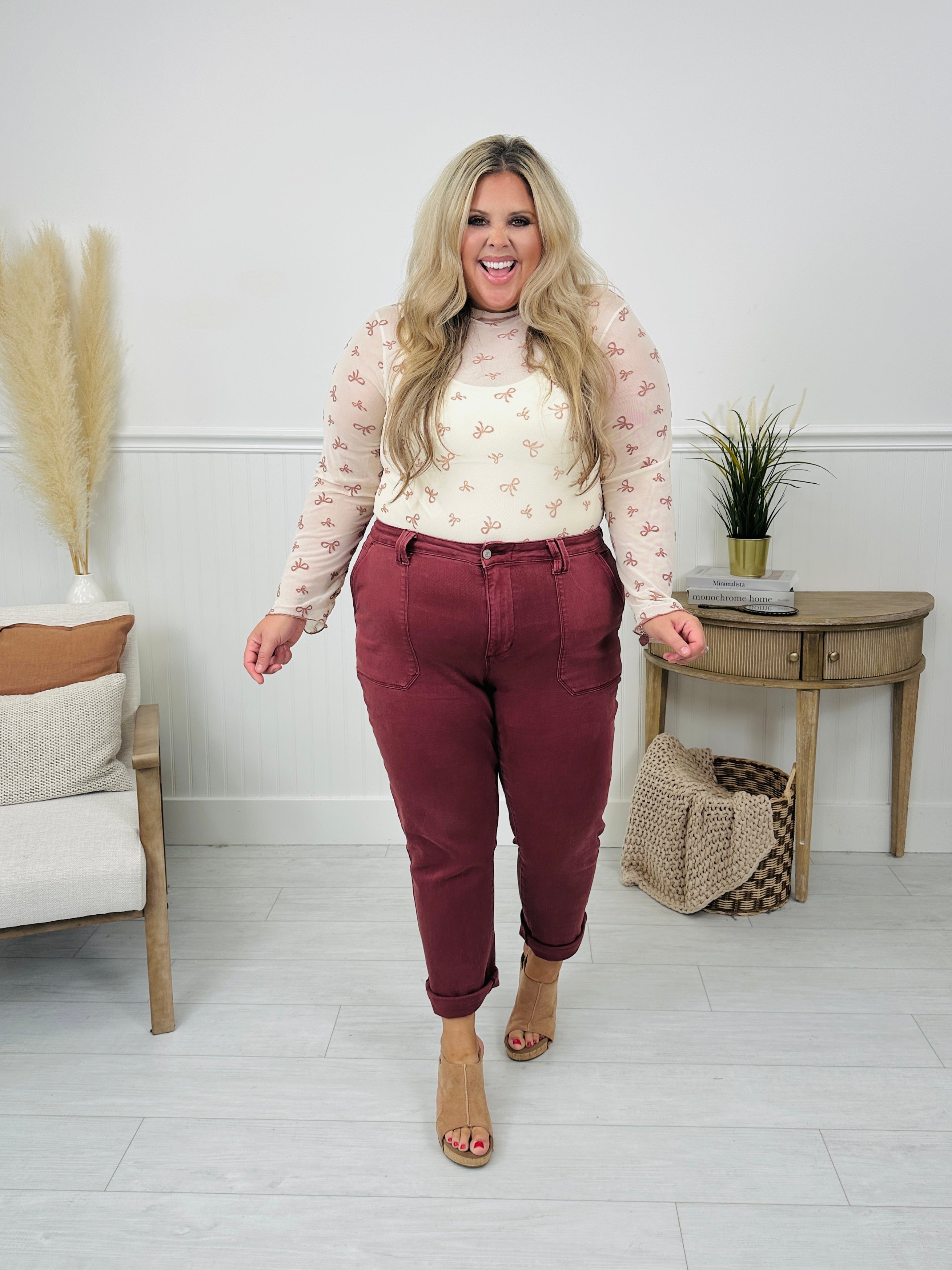 Judy Blue Wine Down Weekender Jeans