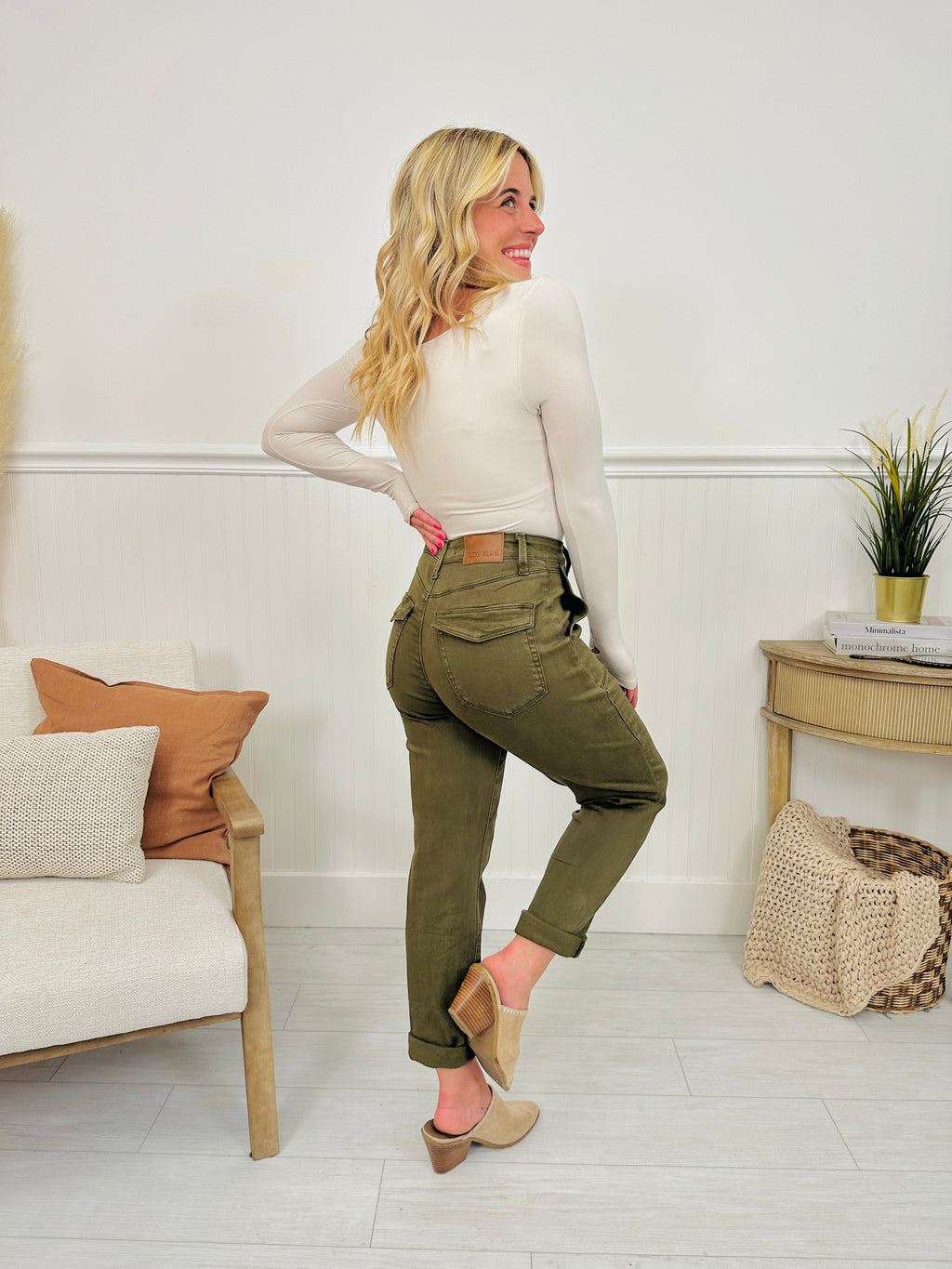 Judy Blue Olive You Weekender Jeans