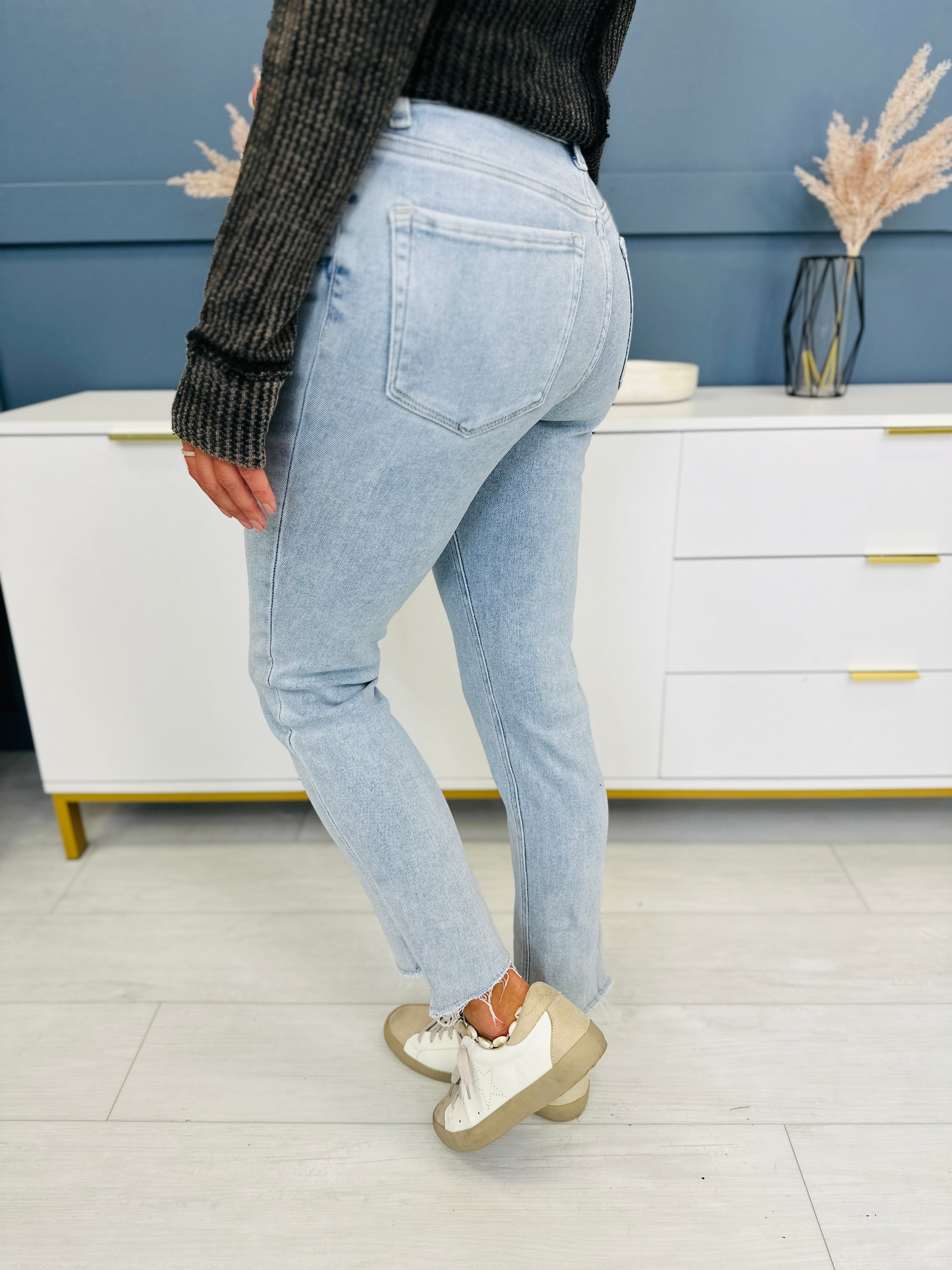 Lovervet REG/CURVY Slim Chance Slim Straight Leg Jeans