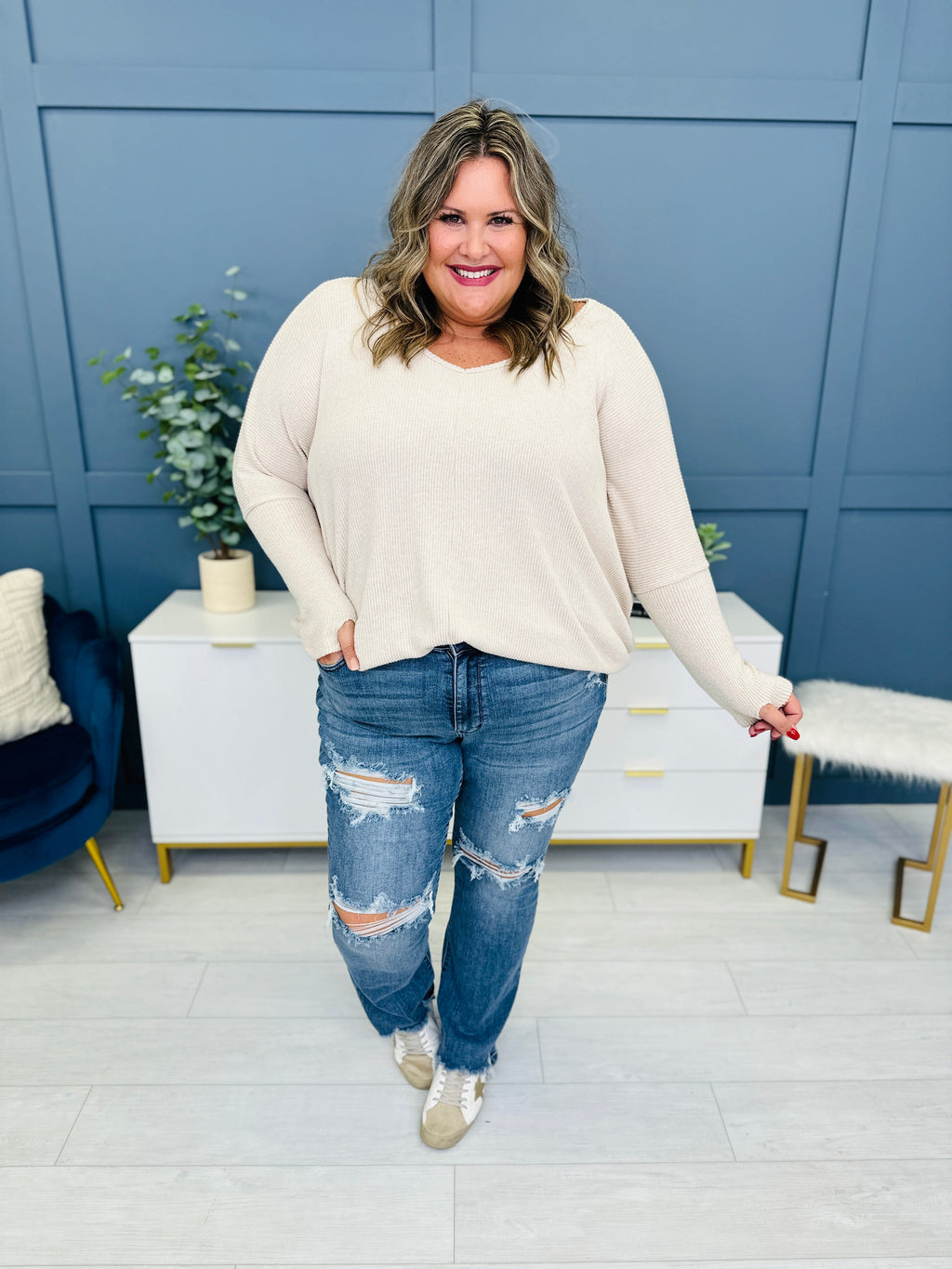 Judy Blue REG/CURVY Get Something Straight Mid Rise Jeans