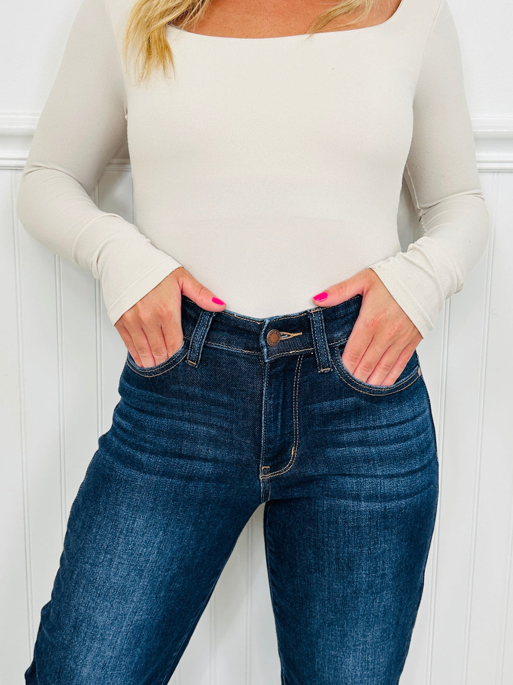 Judy Blue Keep You in The Dark Straight Leg Jeans