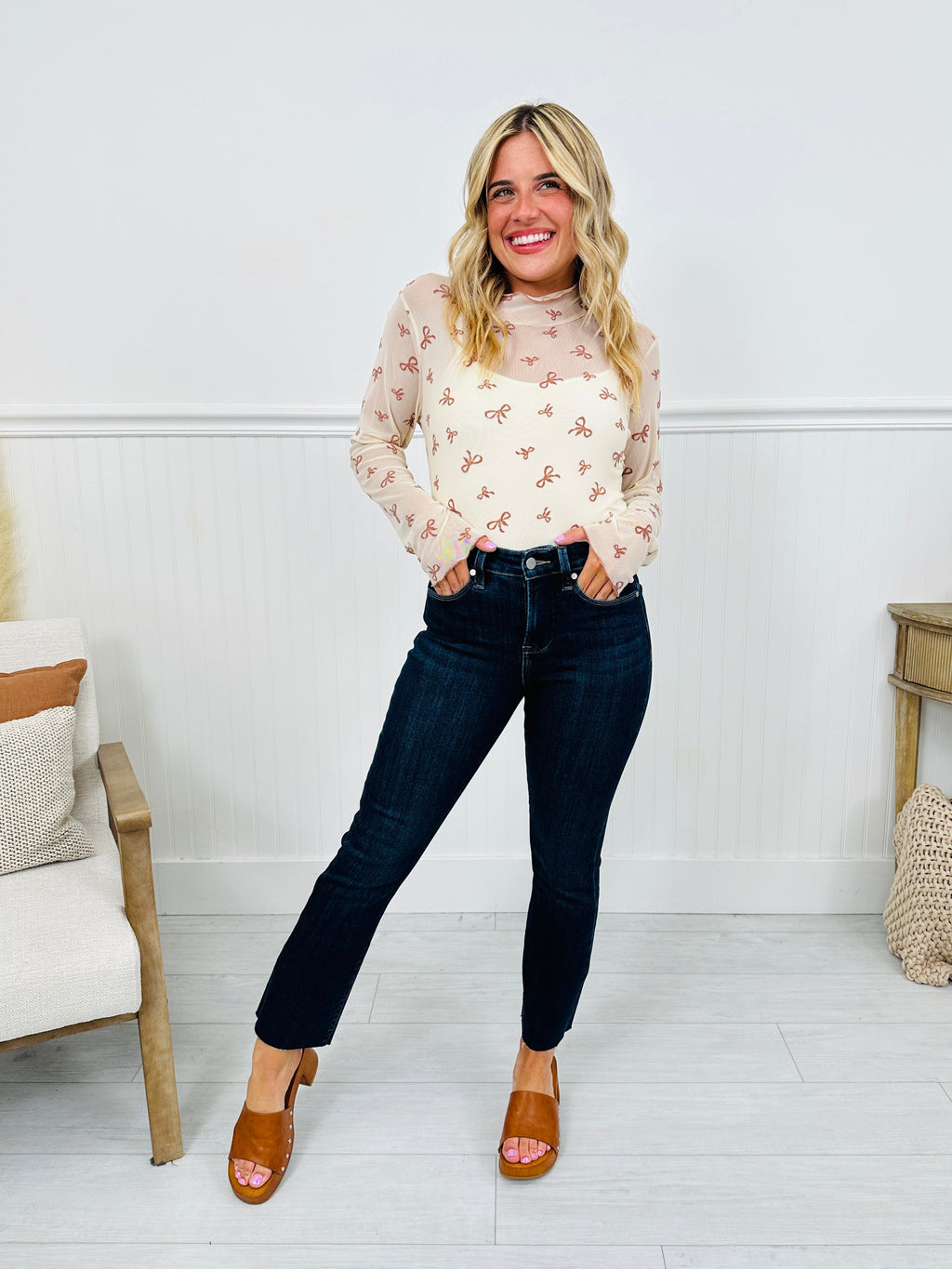 Feeling Fall Cropped Straight Tummy Control Jeans