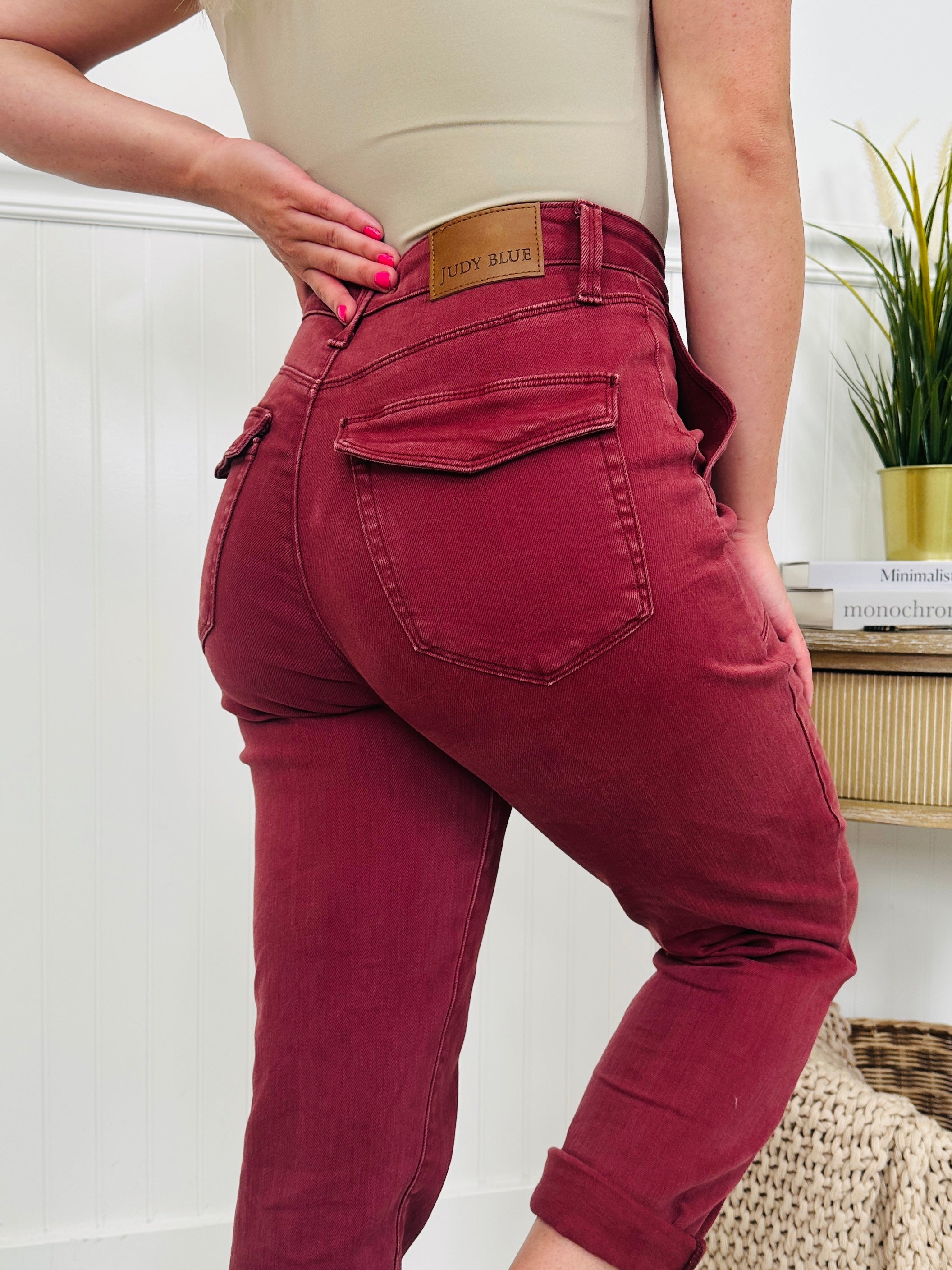 Judy Blue Wine Down Weekender Jeans