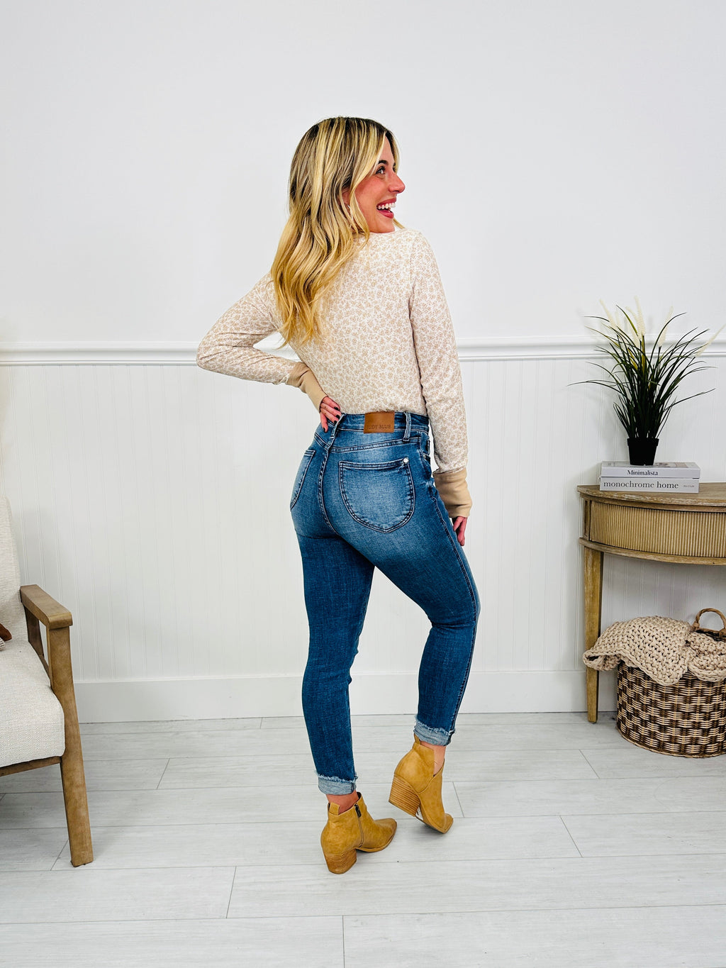 Judy Blue Top Tier Tummy Control Skinny Jeans
