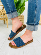 Coastal Quilts Sandals in Navy