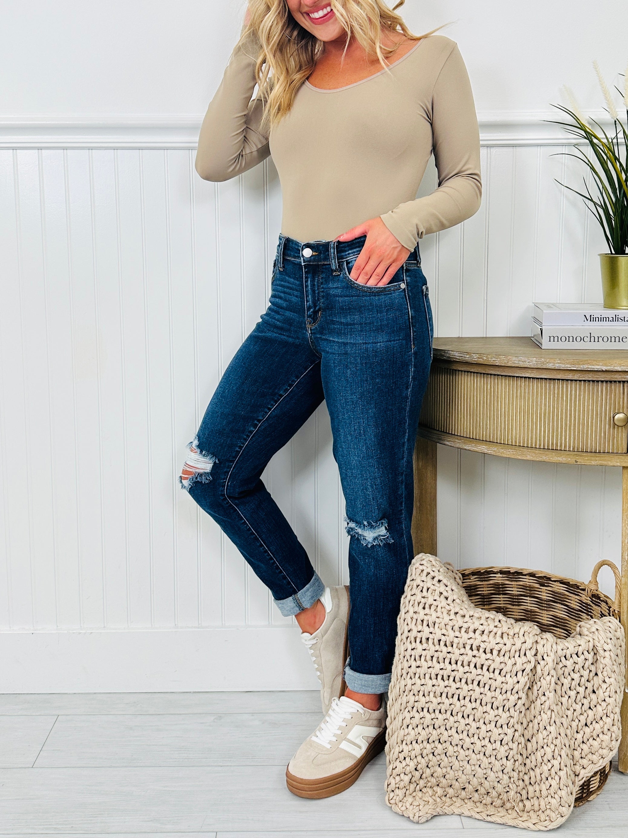 Judy Blue Walk This Way Slim Straight Leg Jeans
