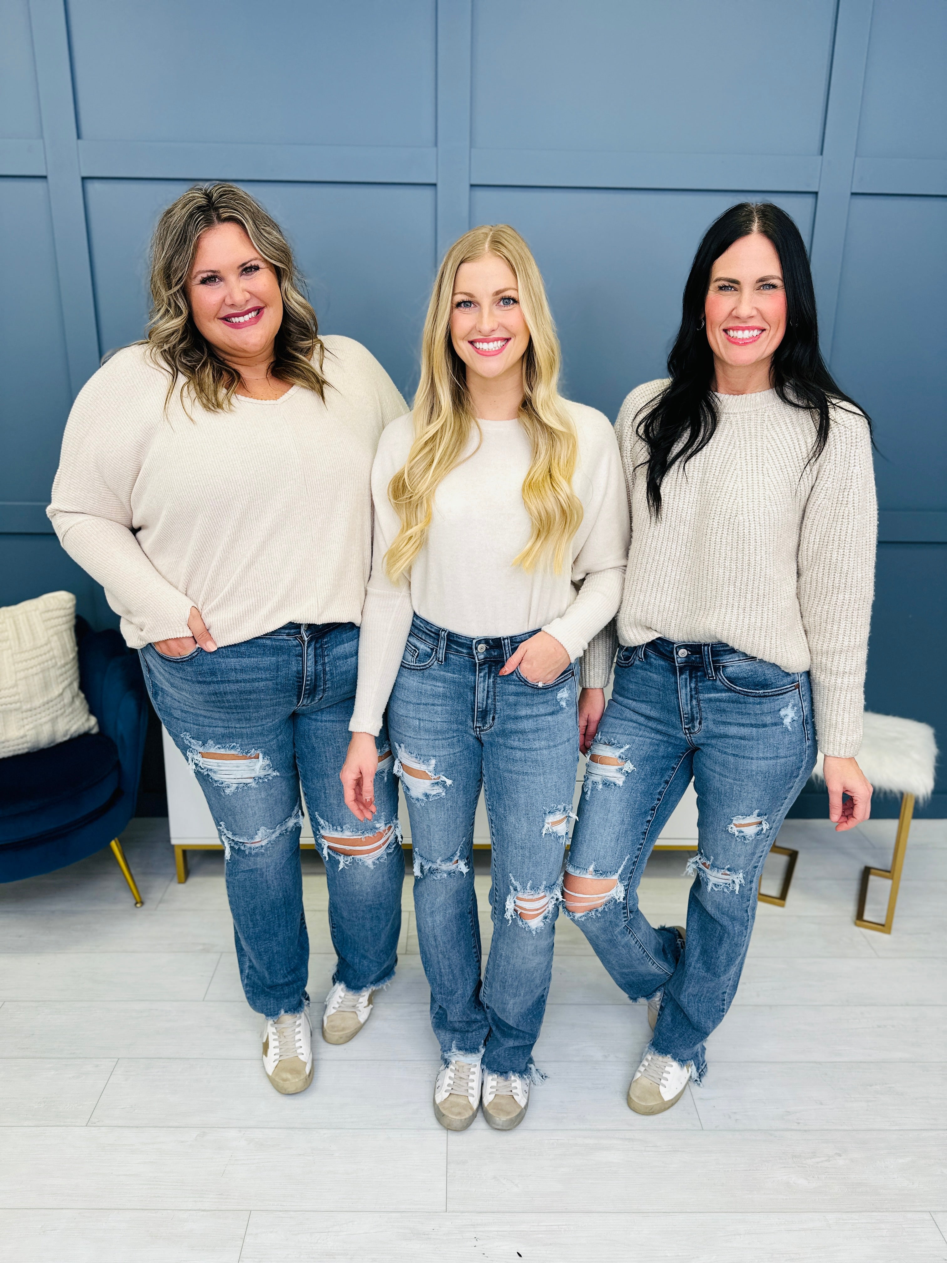 Judy Blue REG/CURVY Get Something Straight Mid Rise Jeans