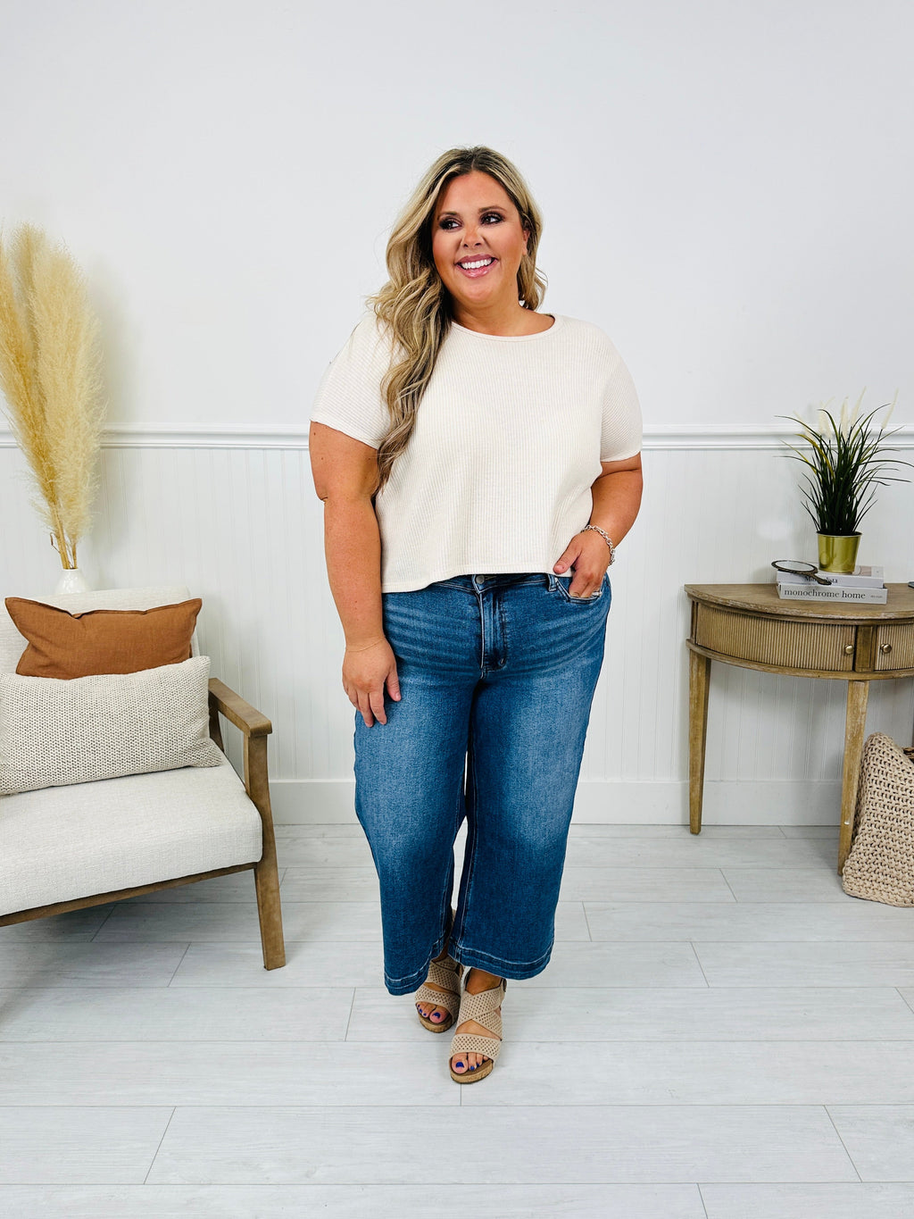 Judy Blue Places To Be Wide Leg Cropped Jeans