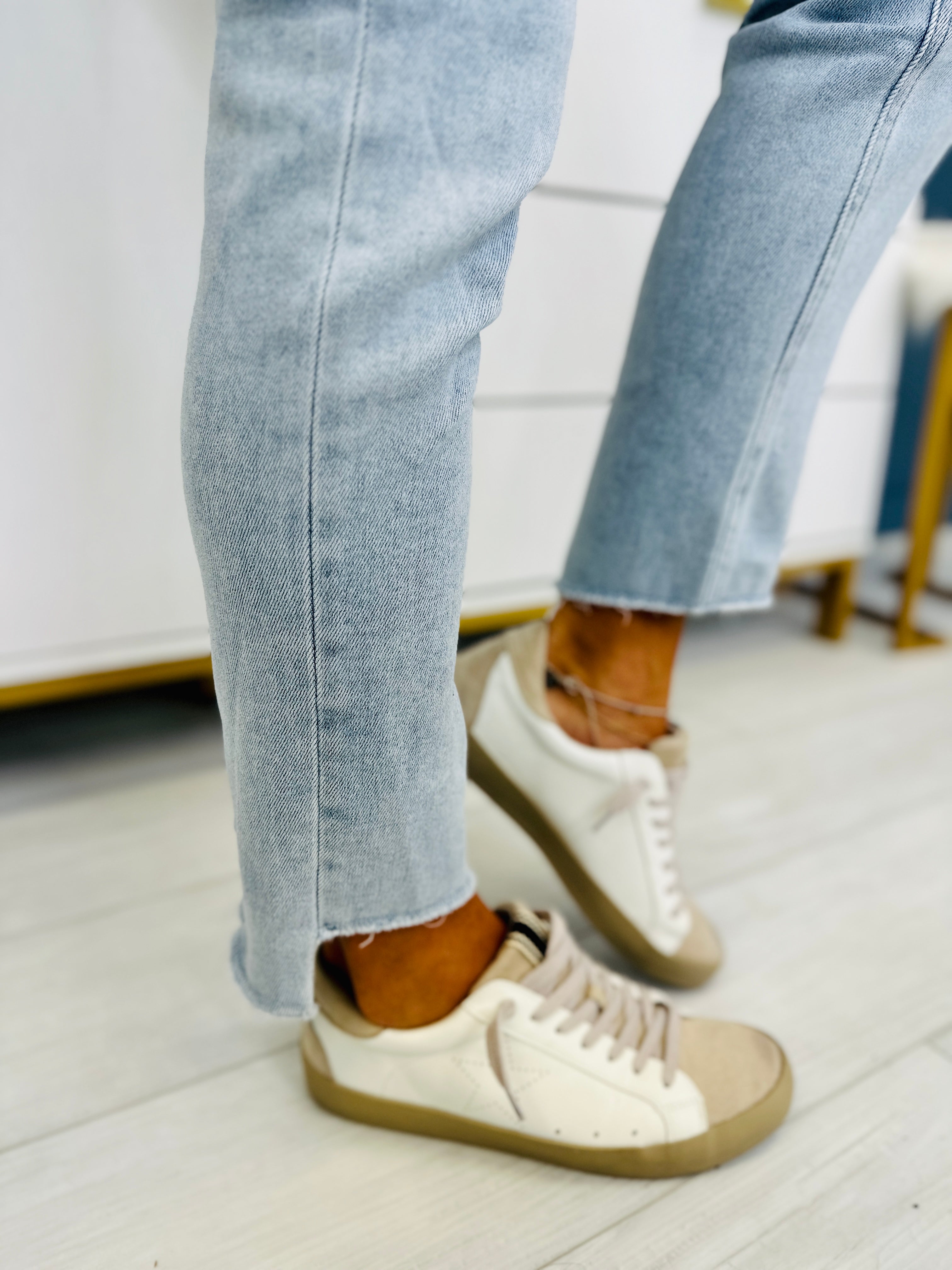 Lovervet REG/CURVY Slim Chance Slim Straight Leg Jeans