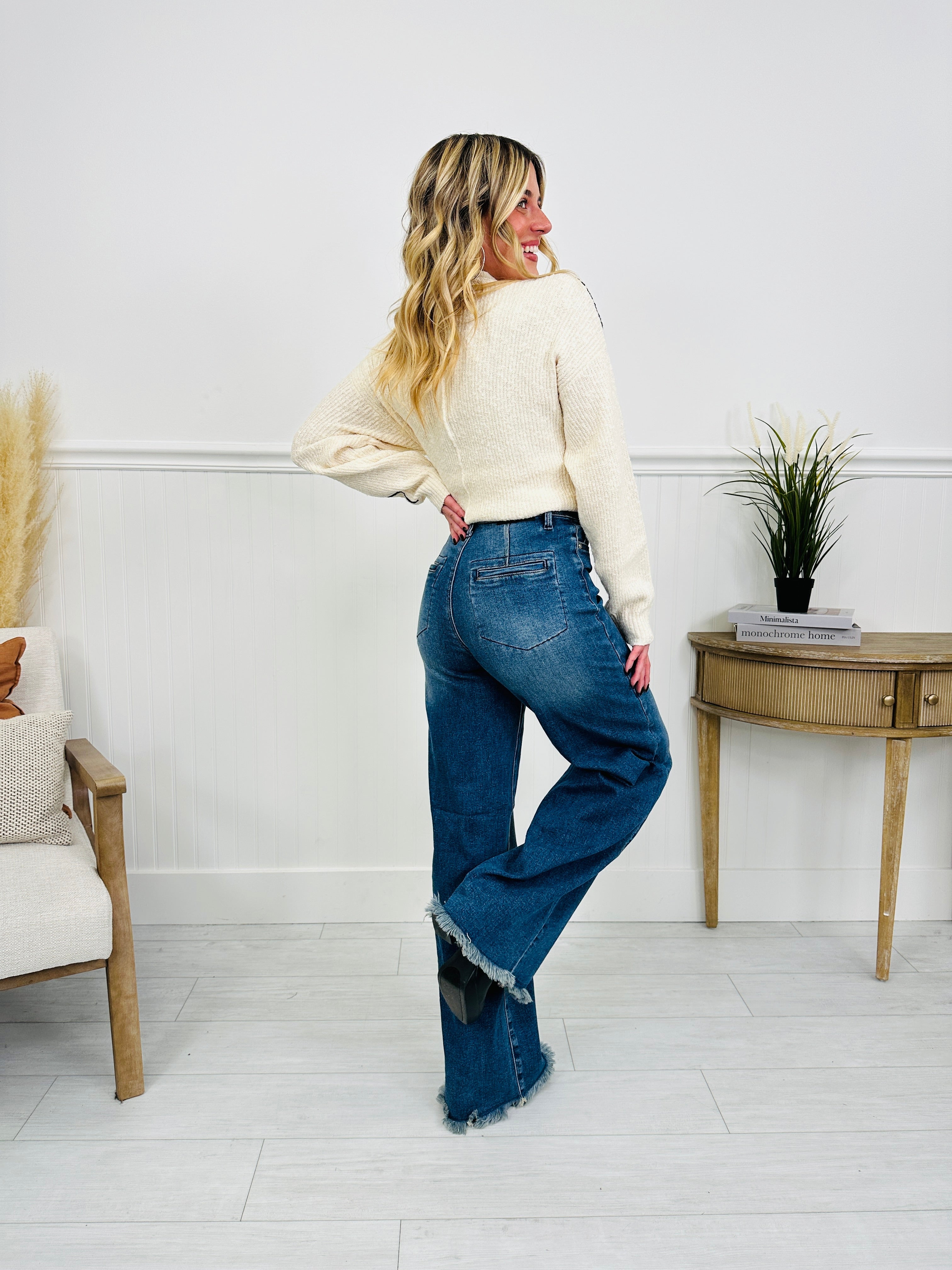 Judy Blue Touch of The Button Column Jeans