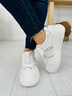 Quiet Force Sneakers in White