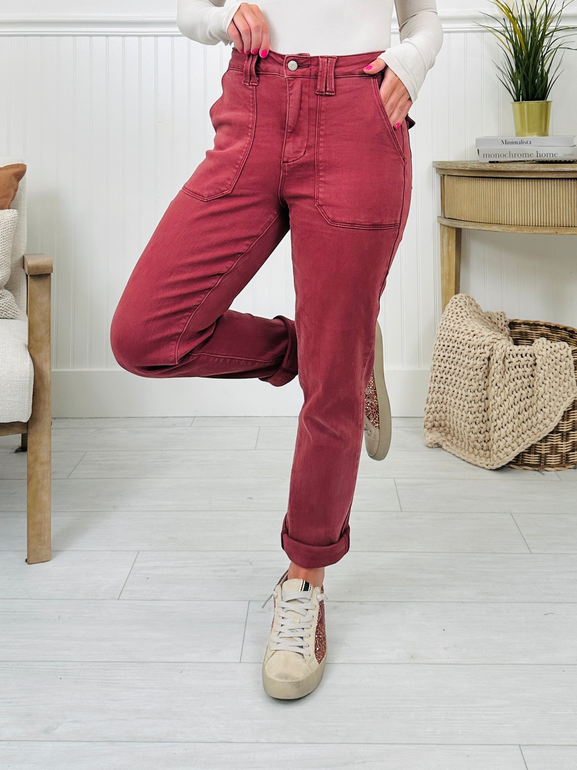 Judy Blue Wine Down Weekender Jeans