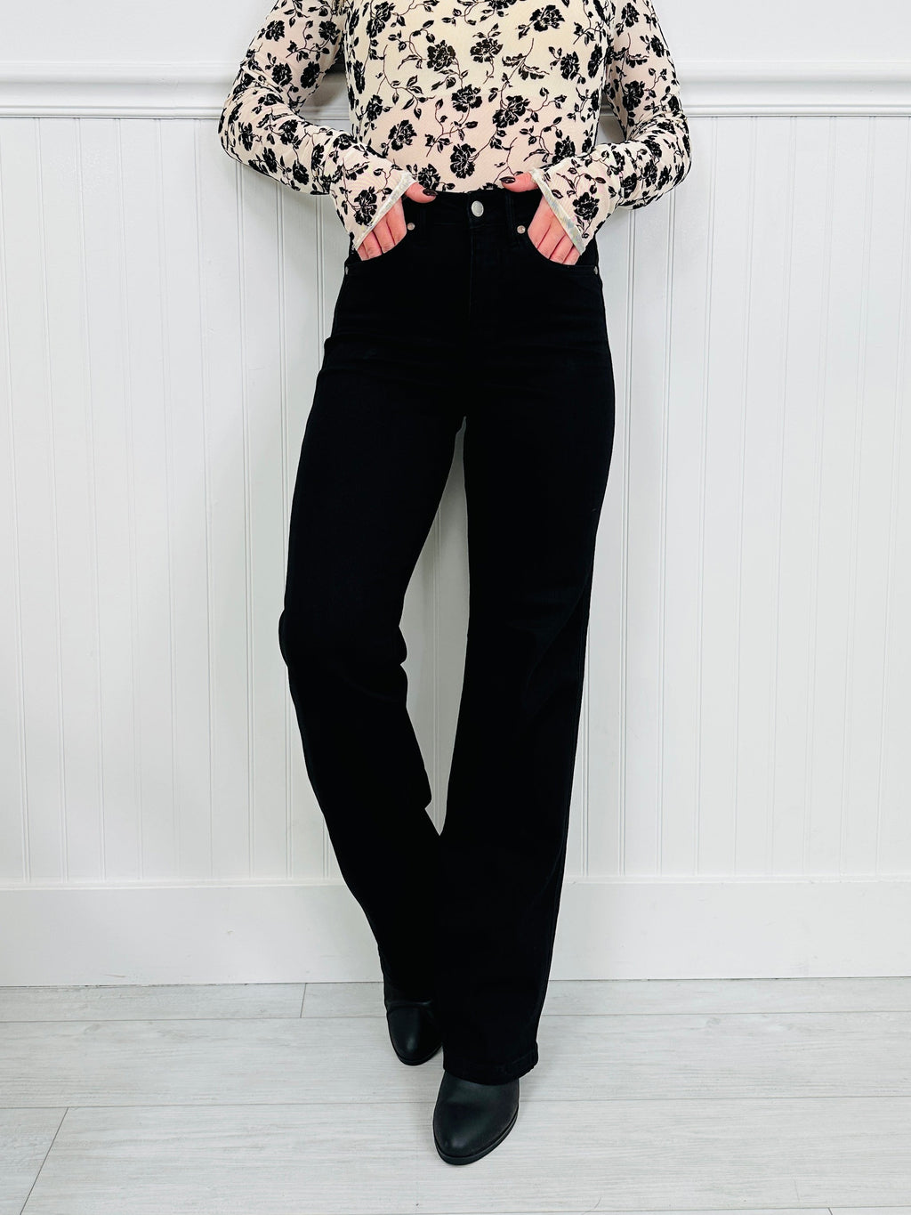 Judy Blue Forever Flattering Tummy Control Straight Leg Black Jeans