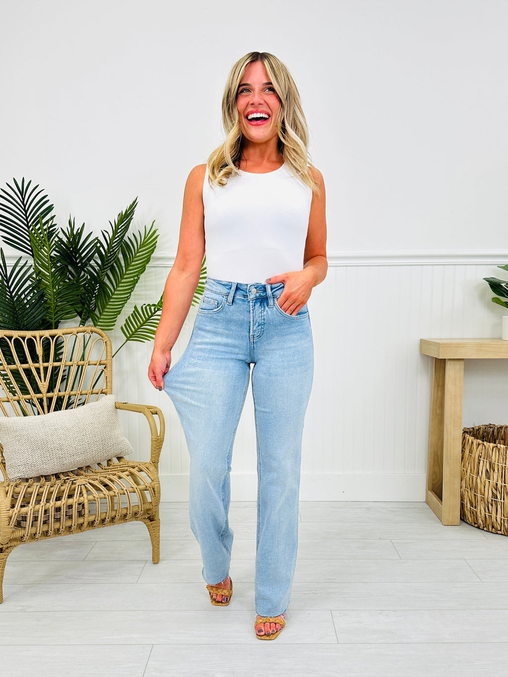 Feeling Brand New Slim Wide Leg Tummy Control Jeans