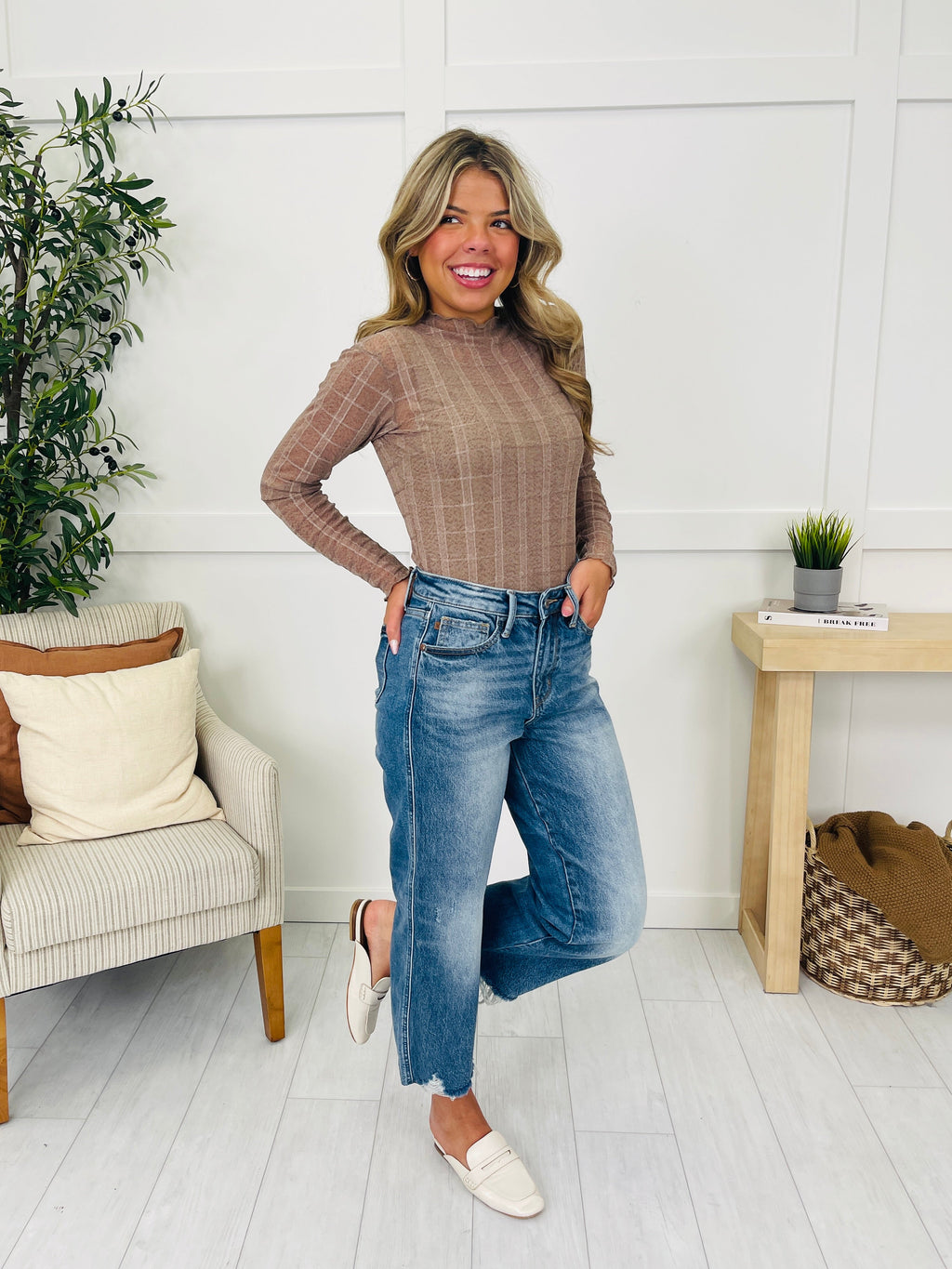 Judy Blue Mystical Magical Rigid Magic Cropped Wide Leg Jeans