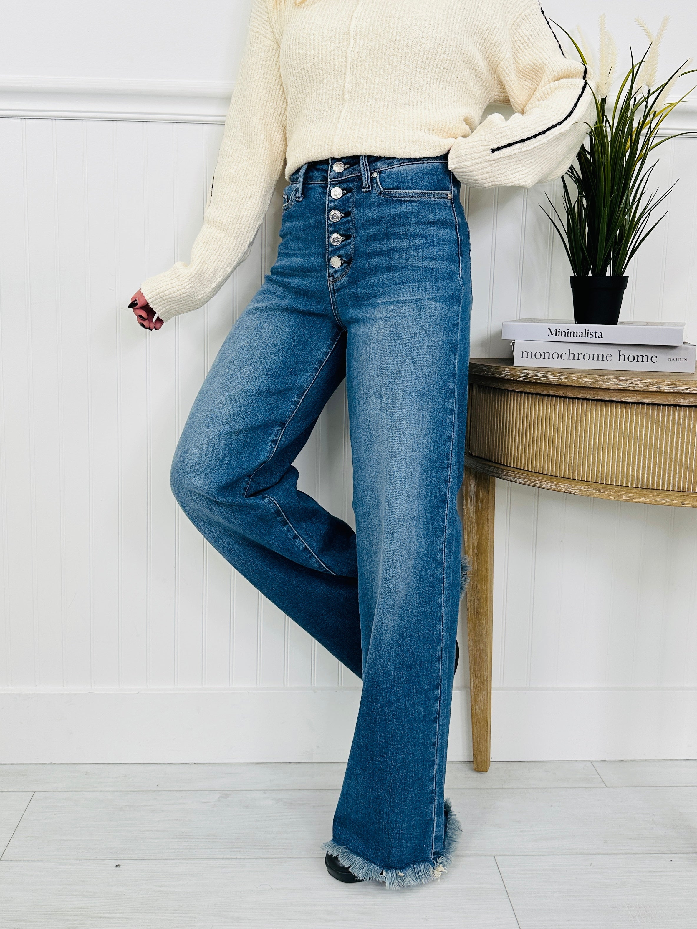 Judy Blue Touch of The Button Column Jeans