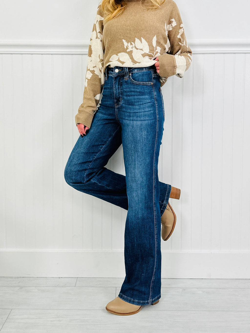 Judy Blue Complete Control Tummy Control Straight Jeans