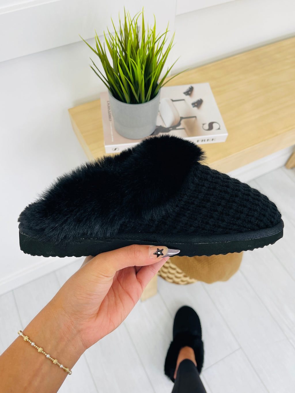 Fireplace Confessions Slippers in Black