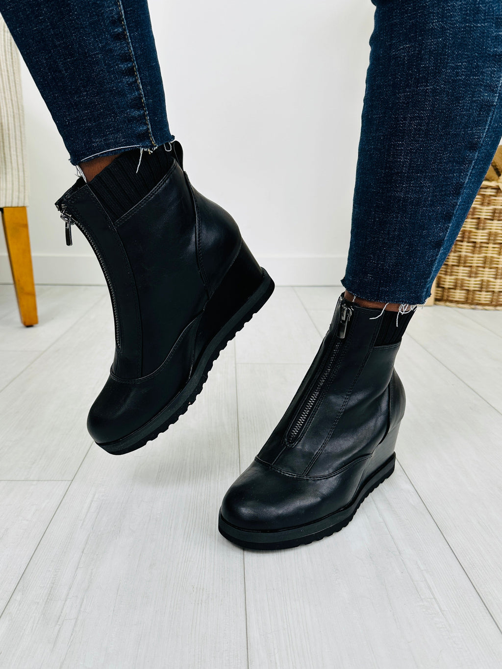 Uptown Lift Boots in Black