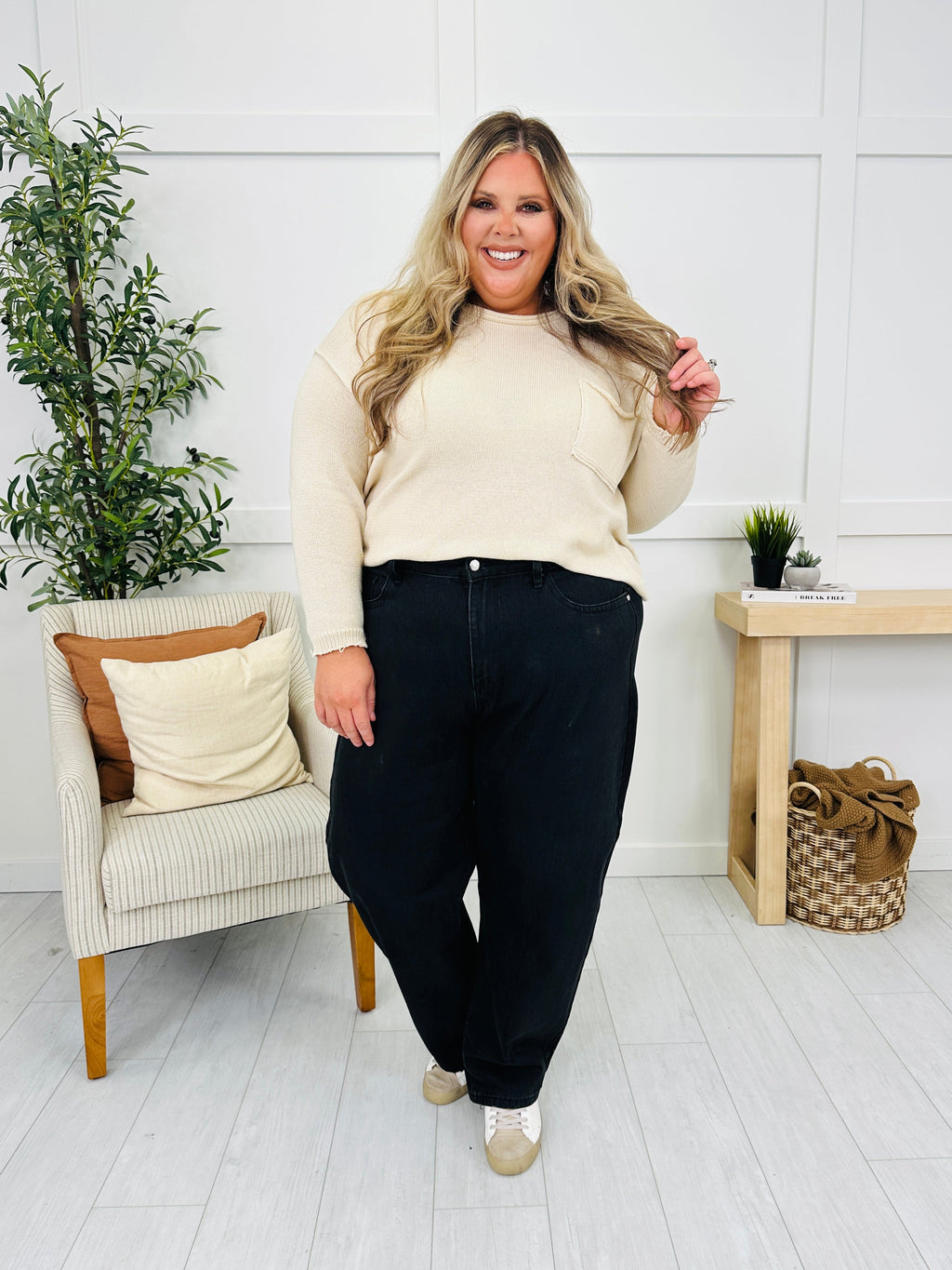 Judy Blue Bold & Barrel Rigid Magic Barrel Jeans