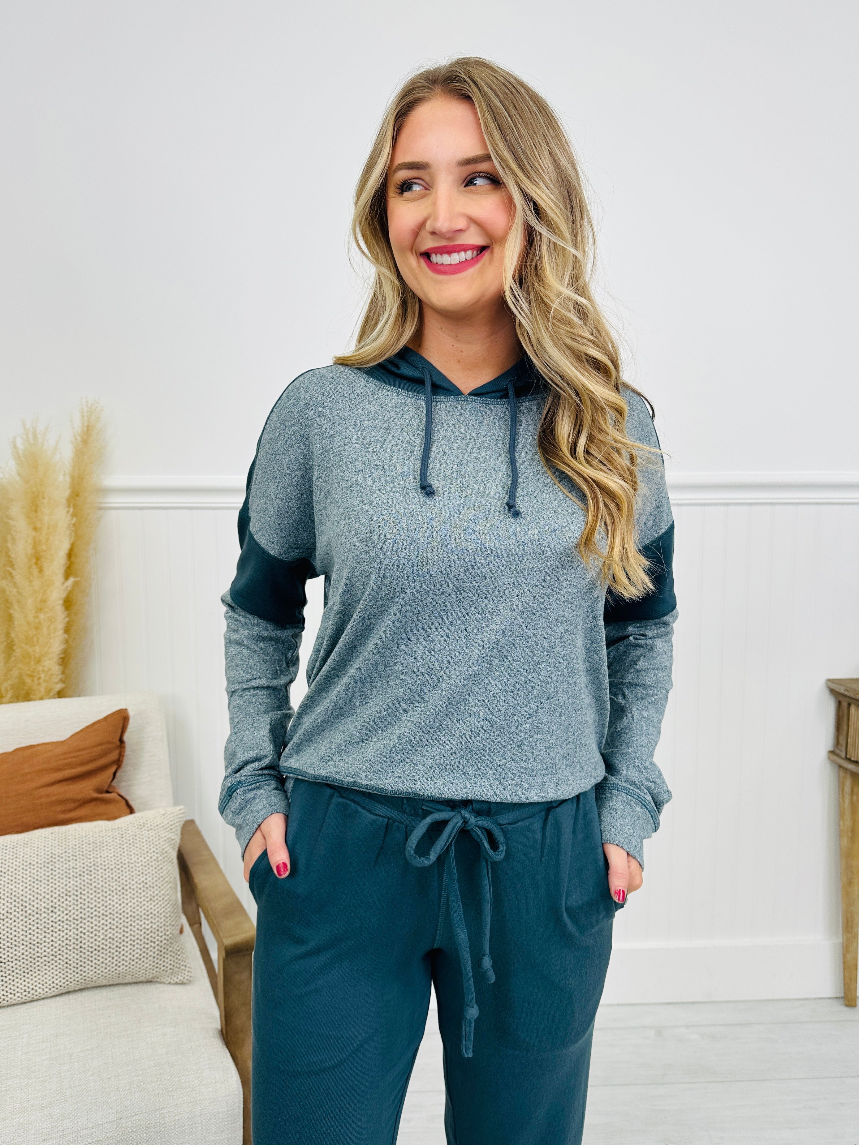 Stride In Sync Set- Multiple Colors!