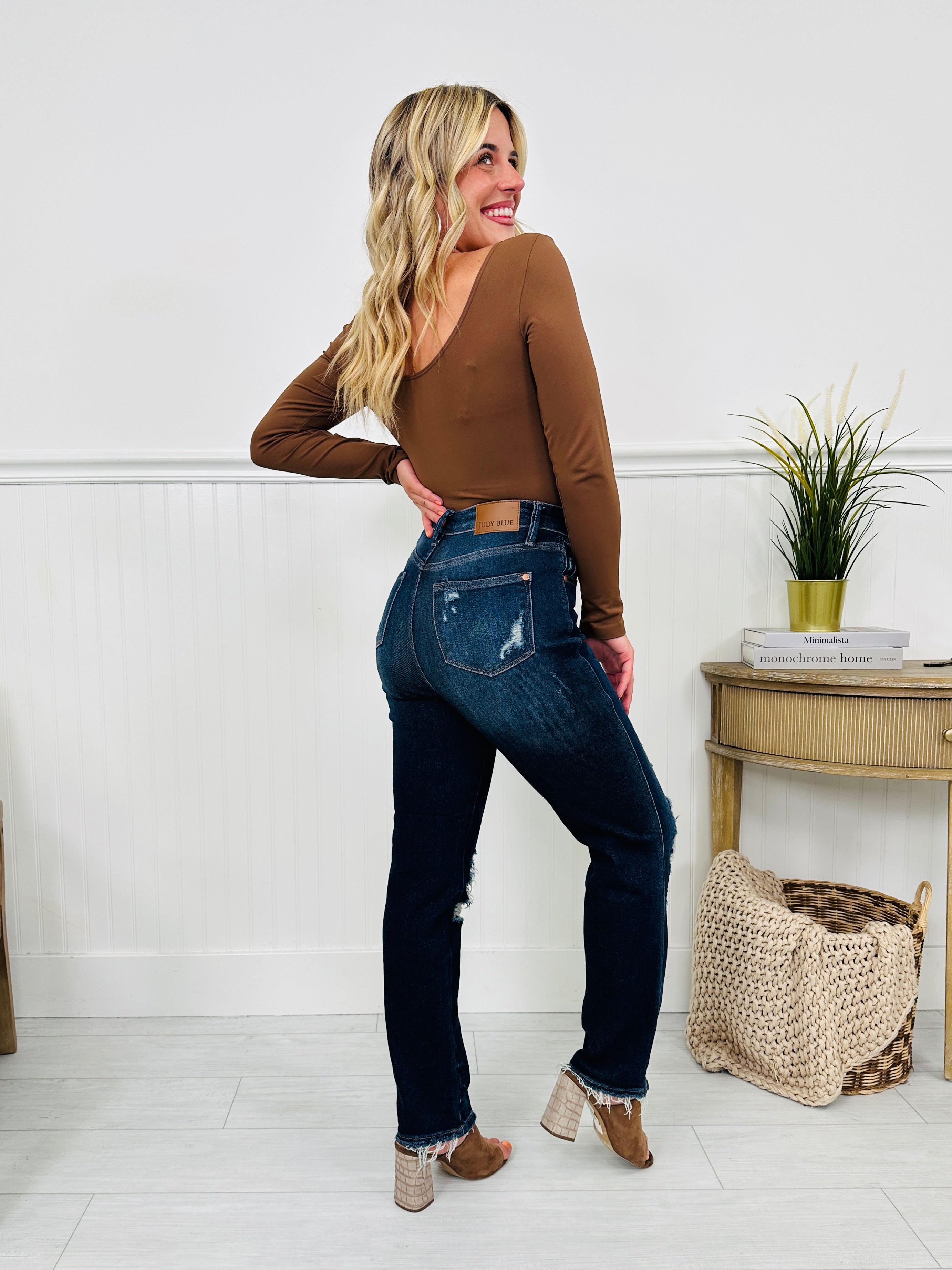 Judy Blue On Top Of The Trend Straight Jeans