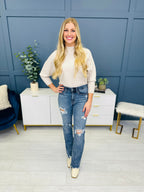 Judy Blue REG/CURVY Get Something Straight Mid Rise Jeans