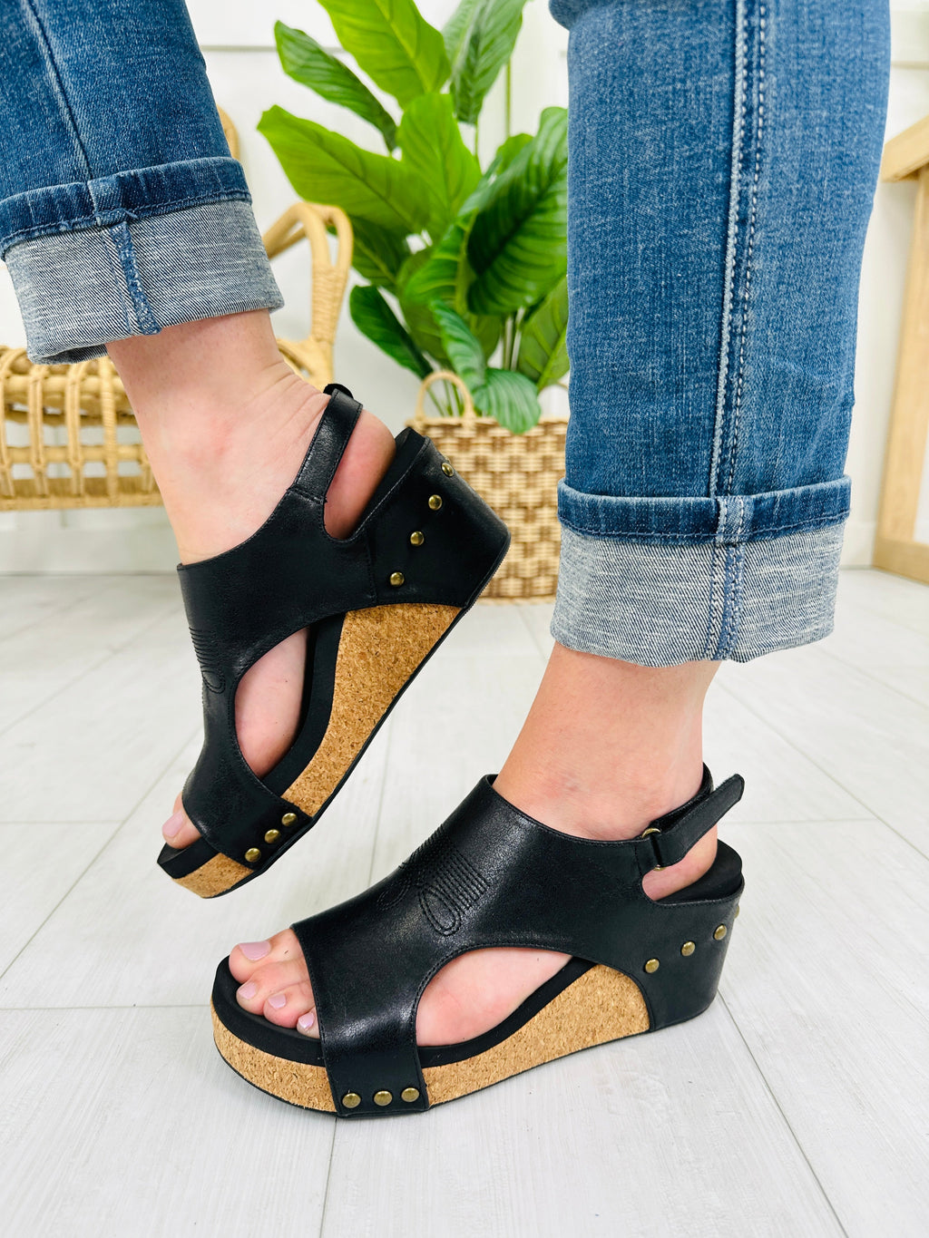 Naturally Elevated Wedges In Black Stitch