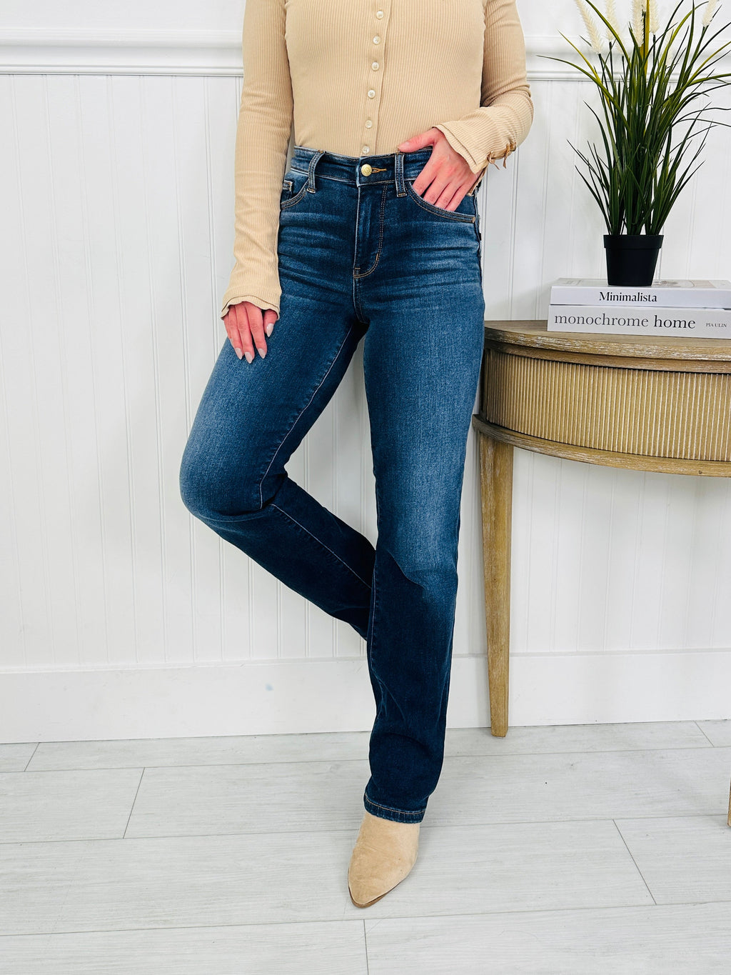 Judy Blue Snug in Style Thermal Straight Jeans