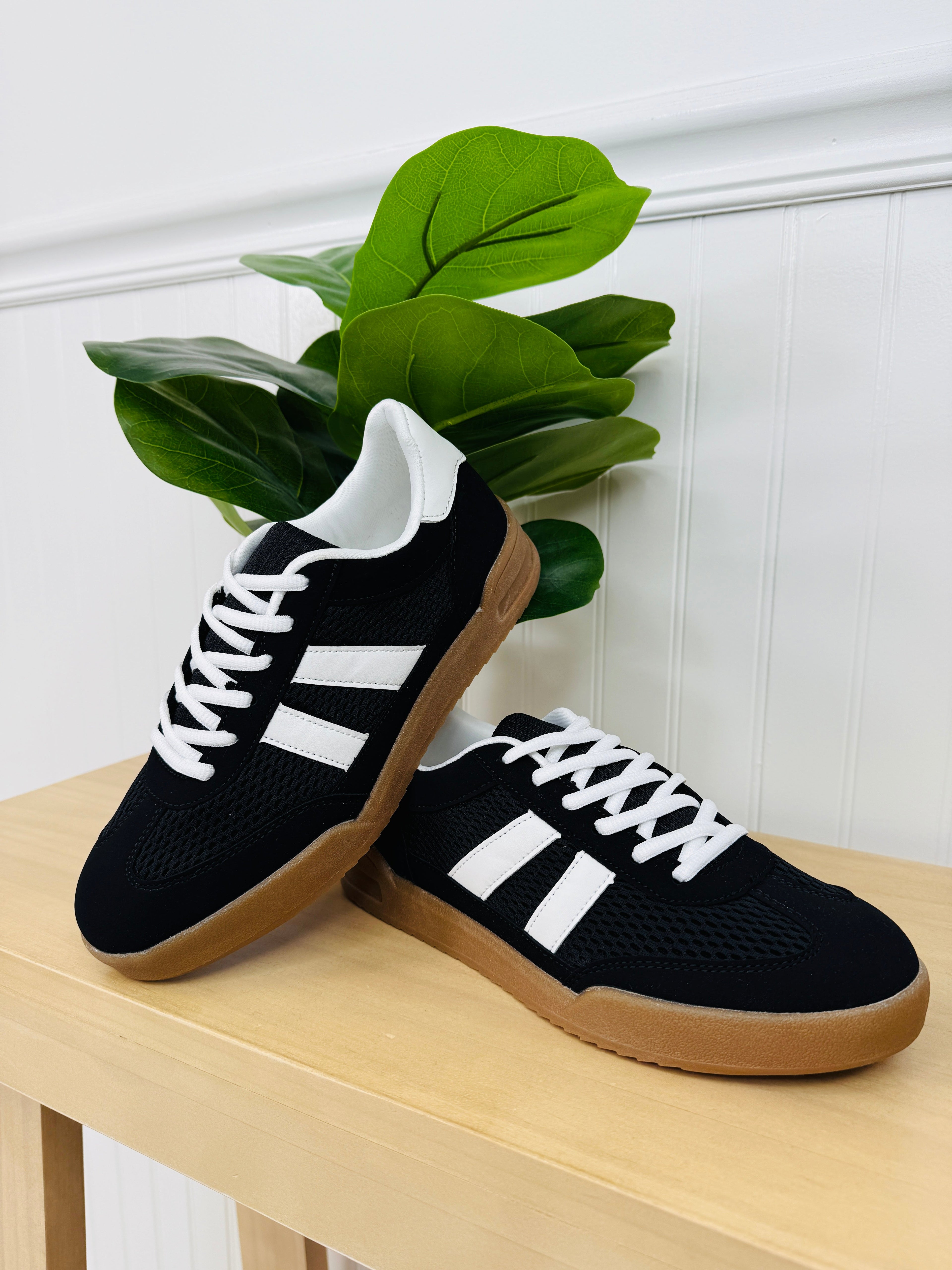 Shadow Sprint Sneakers in Black